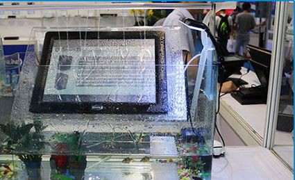 Чи можна використовувати звичайний планшет як промисловий панельний ПК?